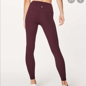 Lululemon aligns (4)
